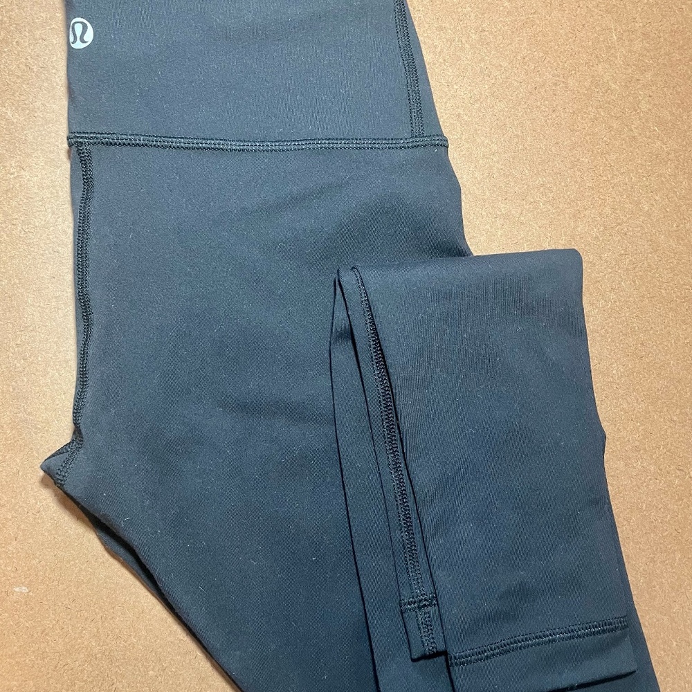 lululemon black pant